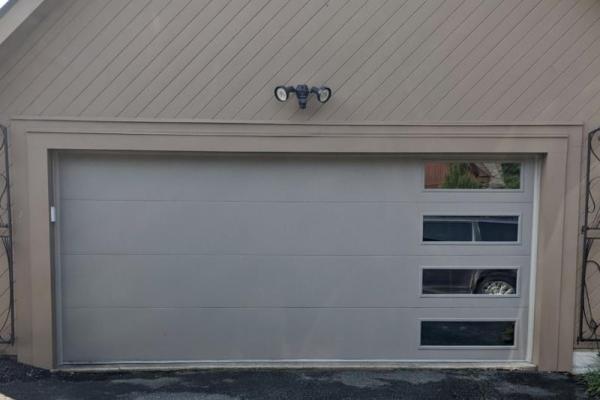 Flush Panel in Sandstone