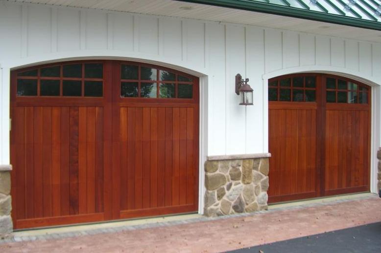 Artisan Medallion in Dark Red